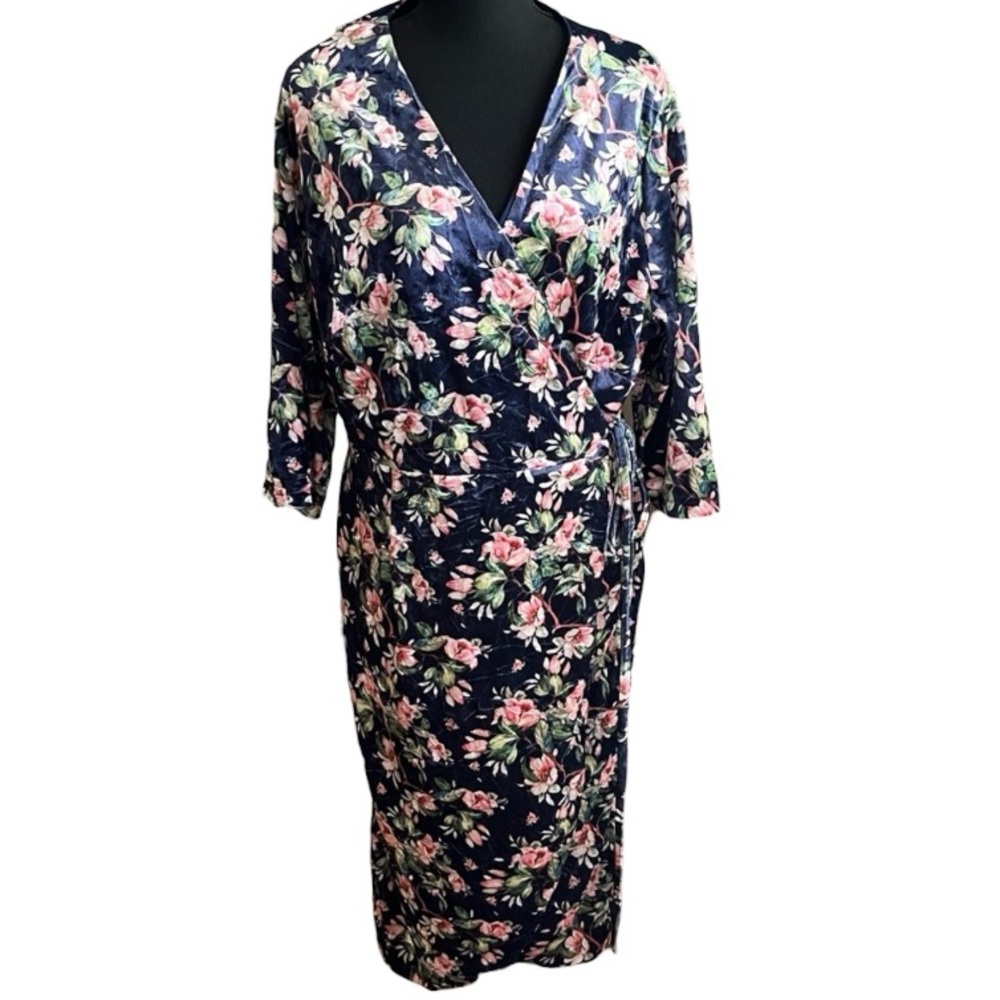 Navy Floral v-neck midi wrap dress size 18